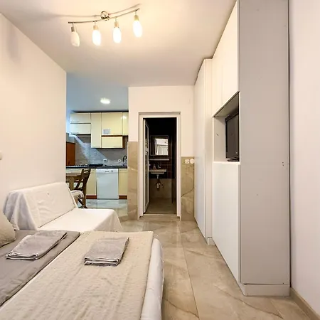 Lighthouse Apartament
